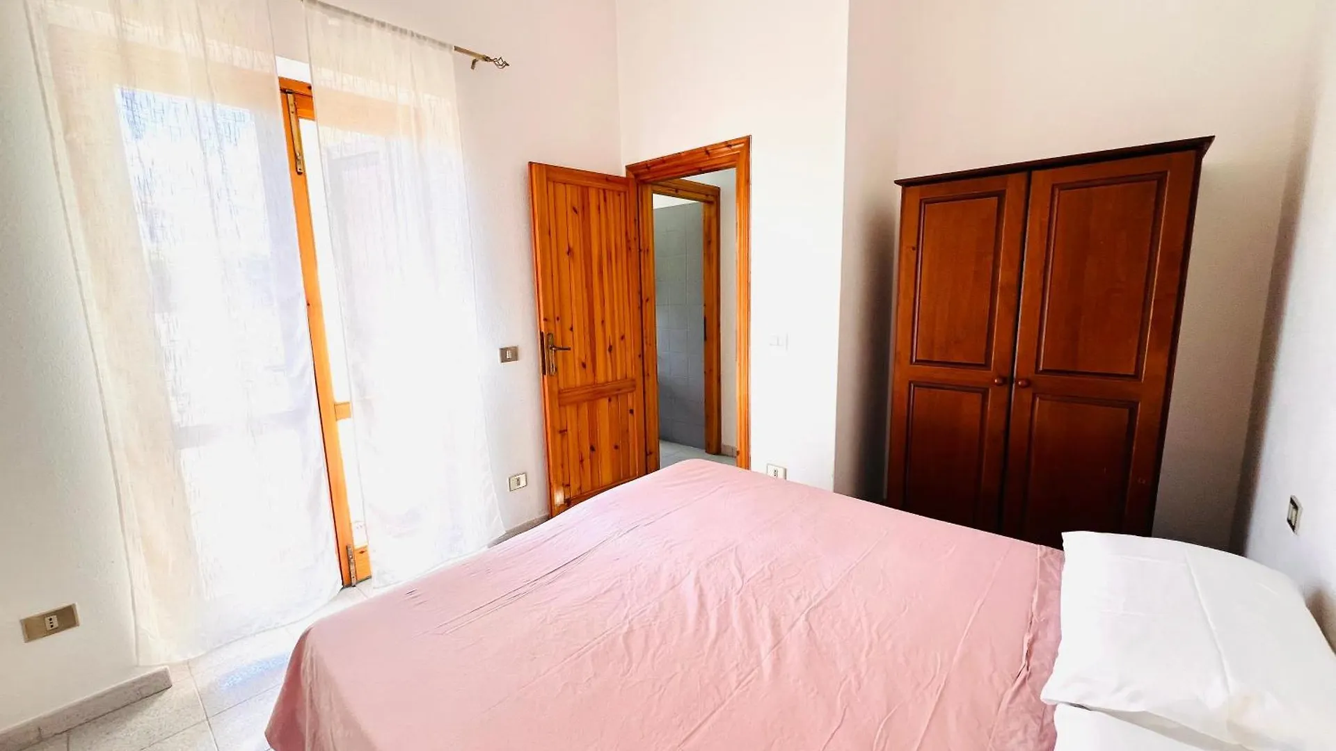 Apartment Residence La Cinta 8 San Teodoro